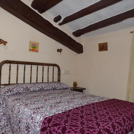 El Molí d'en Solà-Allotjaments rurals La Vall de Bianya Exterior foto