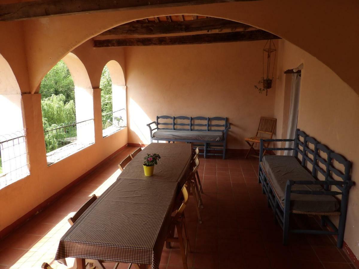 El Molí d'en Solà-Allotjaments rurals La Vall de Bianya Exterior foto